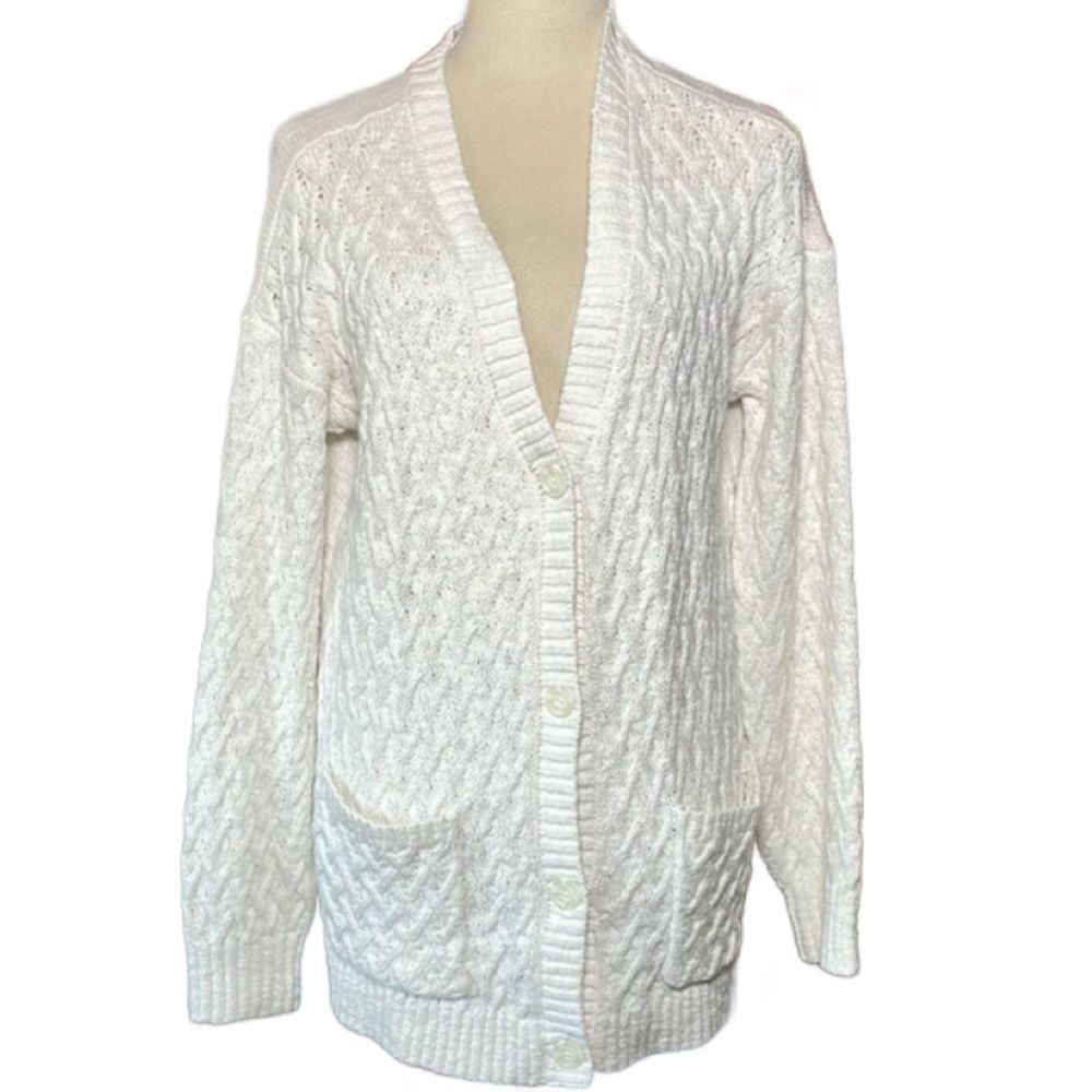 Abercrombie & Fitch Classic White Knit Cardigan w/Pockets (Medium/Large)